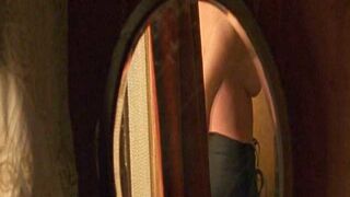 Keeley Hawes Nude — Tipping the Velvet