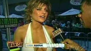Lisa Rinna Sexy — On-Air with Ryan Seacrest