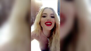Bella Thorne Nude — Snapchat