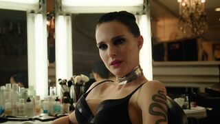 Natalie Portman Sexy — Vox Lux