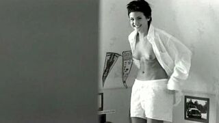 Veronica Echegui Nude — El Album Blanco